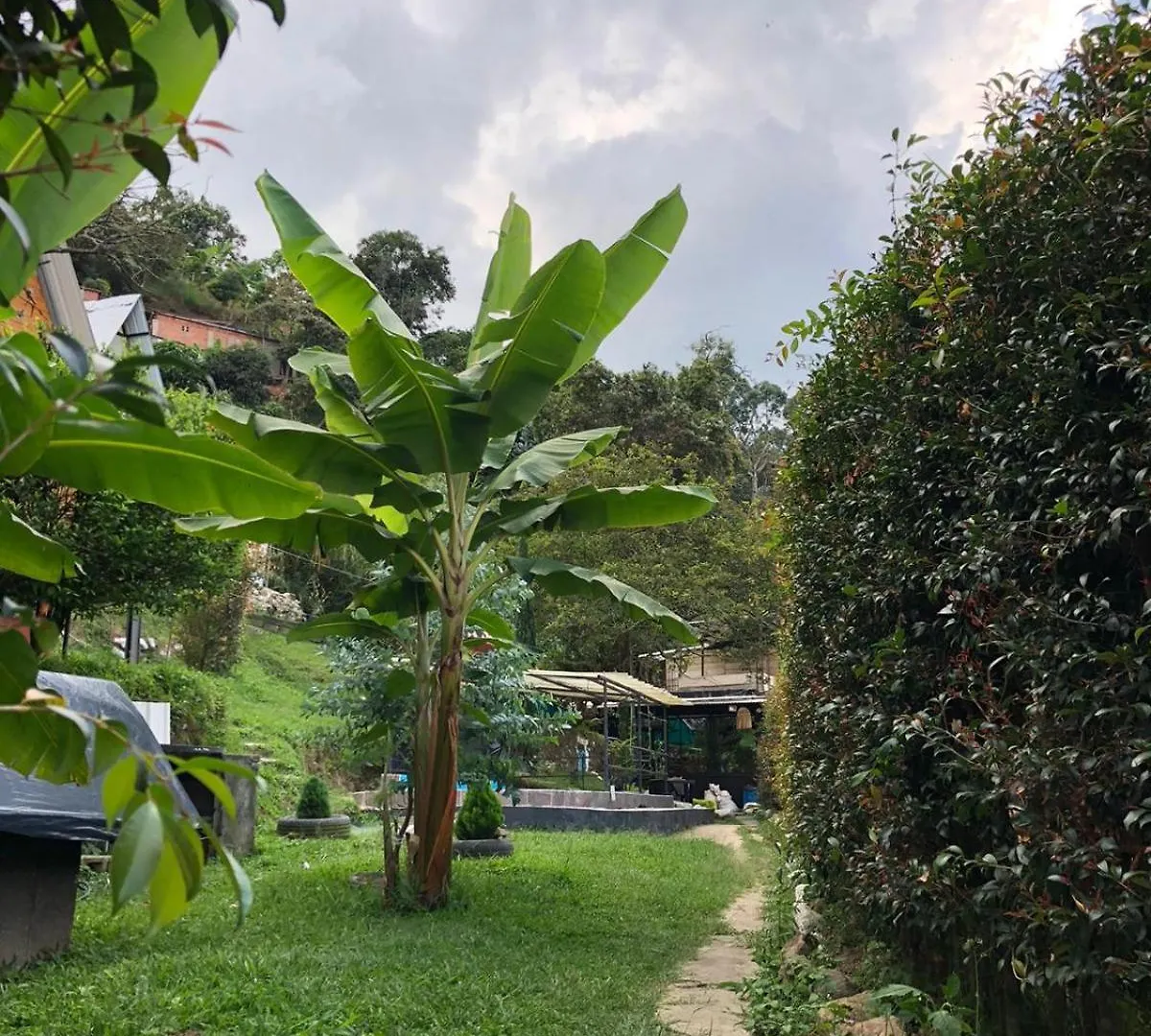 Bed & Breakfast Cabanas En Medellin